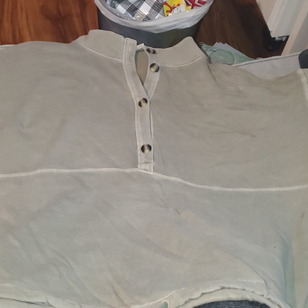 Green old navy long sleeve